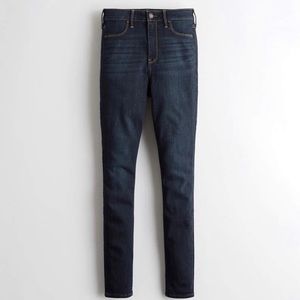 Hollister Curvy High-Rise Jean Leggings